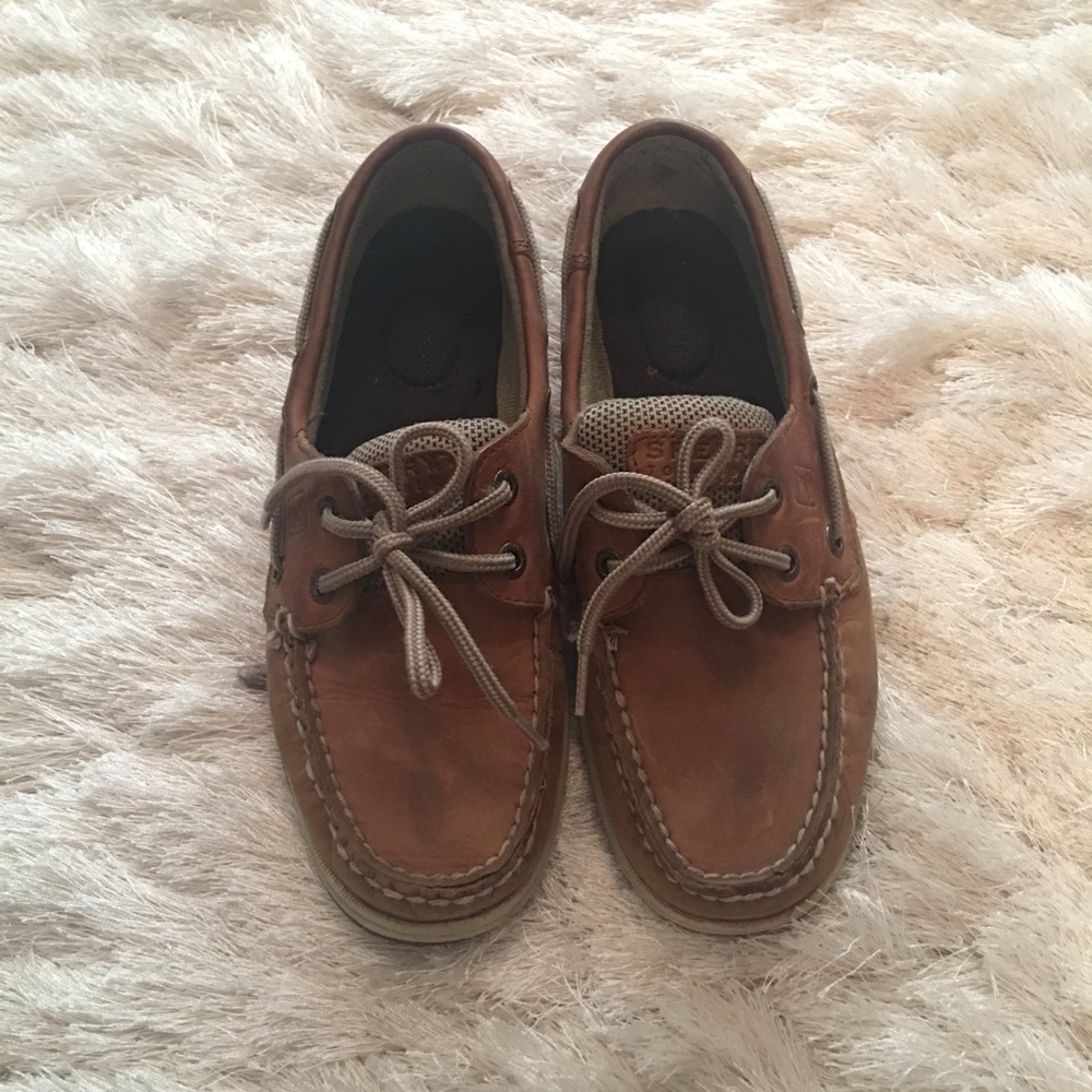Sperry Boat Shoes 🌸